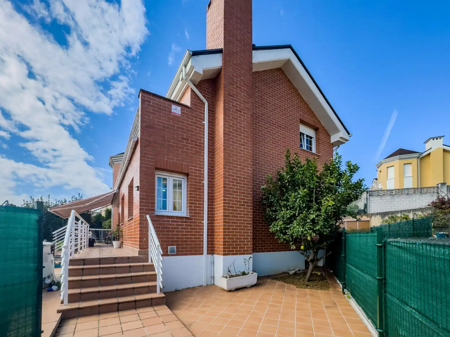 Vista exterior de Casa o chalet en venta en Camargo con Calefacción, Jardín privado y Parquet