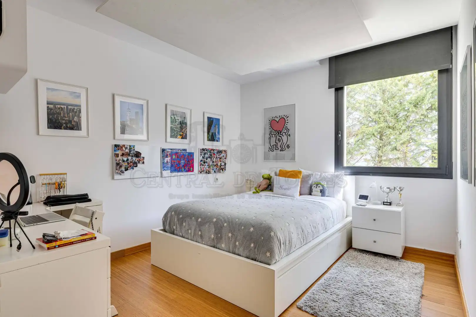 Dormitori de Casa o xalet en venda en Sant Cugat del Vallès amb Aire condicionat, Calefacció i Jardí privat