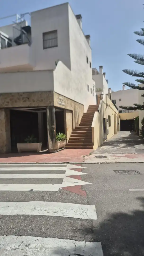 Vista exterior de Garaje en venta en Benalmádena