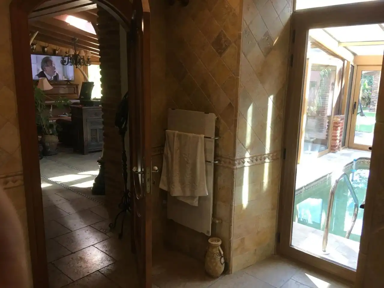 Bany de Casa adosada en venda en San Andrés del Rabanedo amb Aire condicionat, Calefacció i Jardí privat