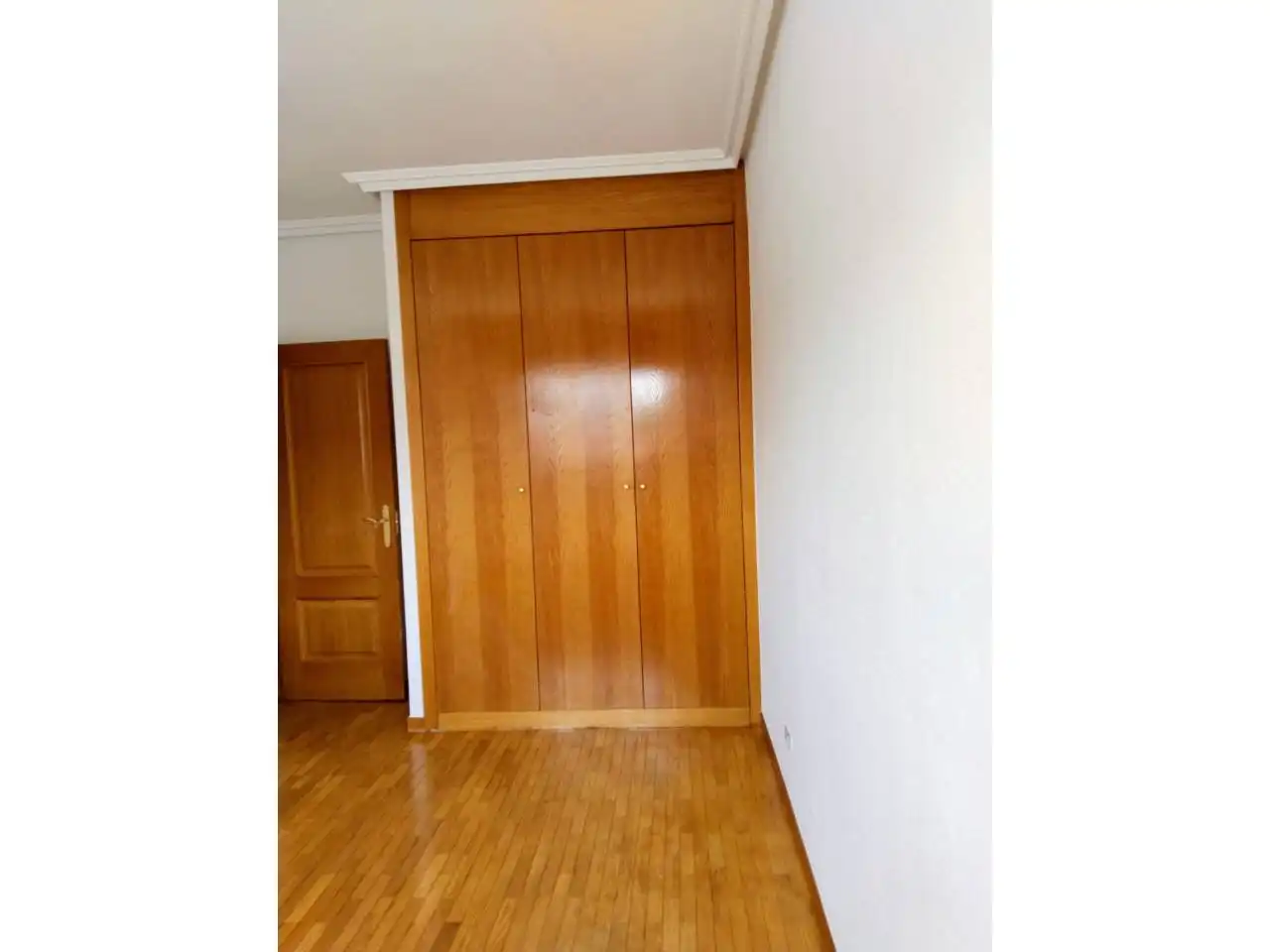 Habitación de Piso en venta en Burgos con Calefacción y Amueblado
