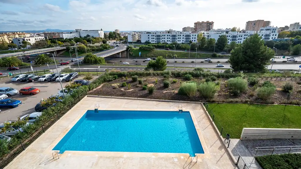 Piscina de Ático de alquiler en  Palma de Mallorca con Aire acondicionado, Calefacción y Terraza