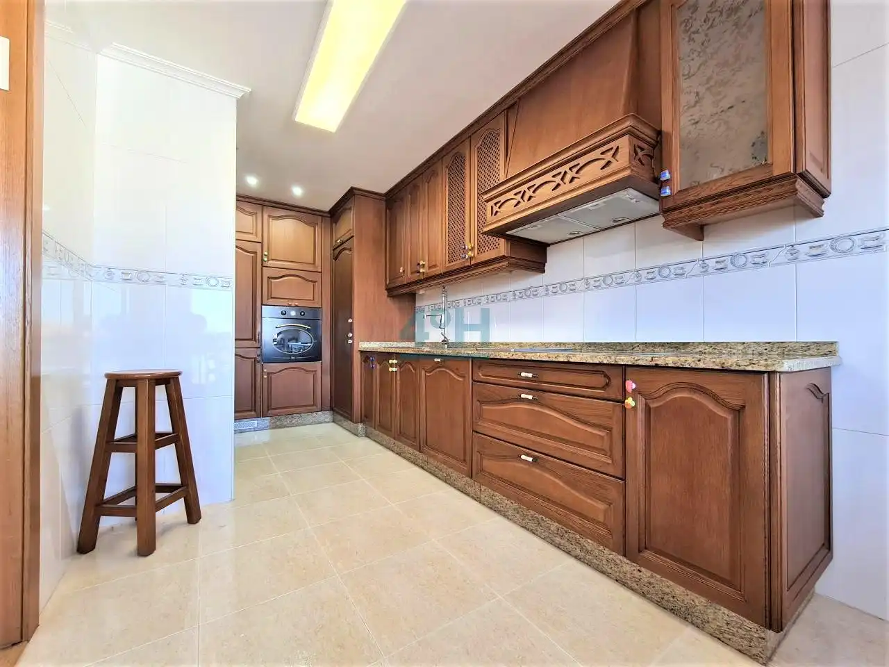 Kitchen of Duplexes for sale in Xinzo de Limia  with Heating and Storage room