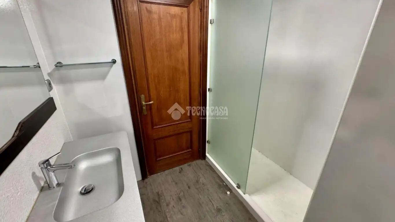 Badezimmer von Wohnung zum Verkauf in Iglesia - Estación