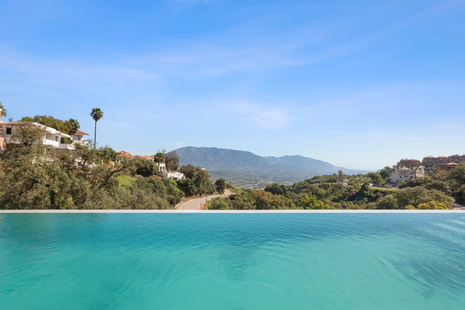 Xalet amb piscina en venda a La Mairena, imagen 4