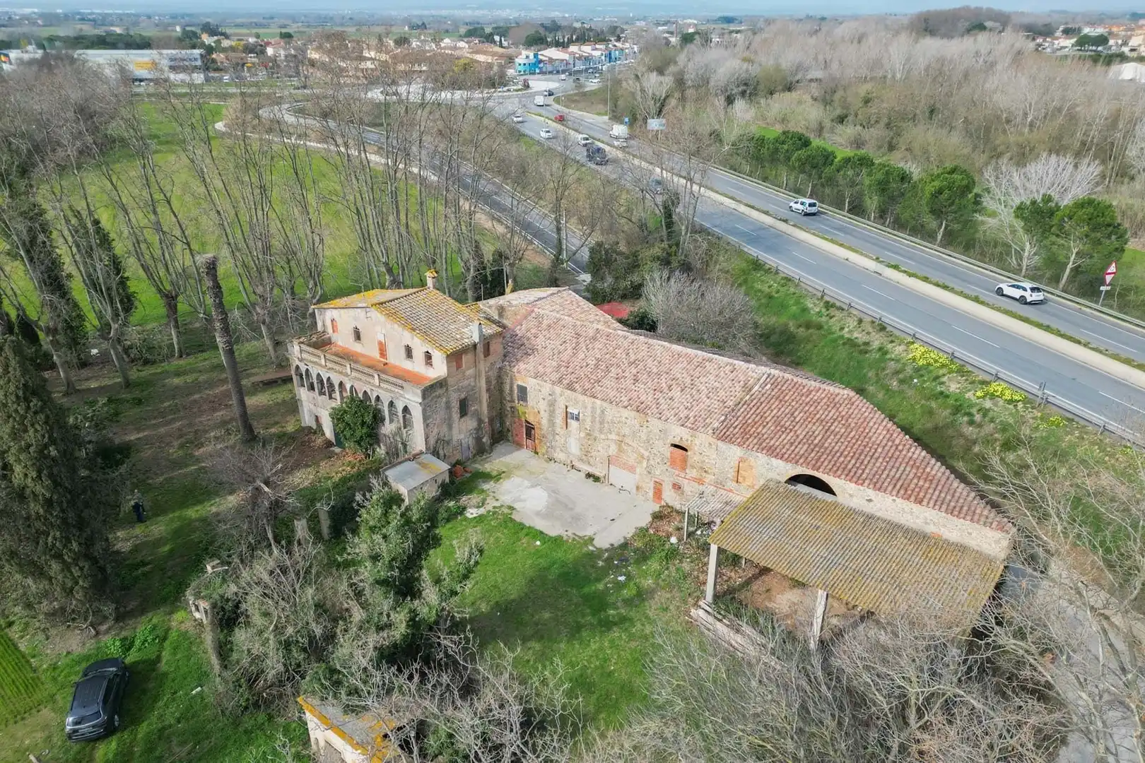 Vista exterior de Finca rústica en venta en Castelló d'Empúries con Trastero