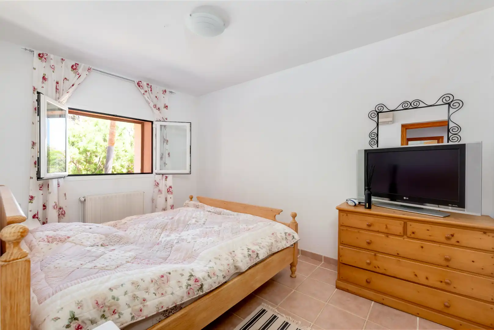 Habitación de Finca rústica en venta en Capdepera con Aire acondicionado, Calefacción y Trastero