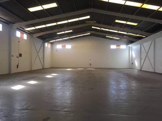 Nave industrial en Alquiler en Buenos Aires - Chamberí - Las Moraditas