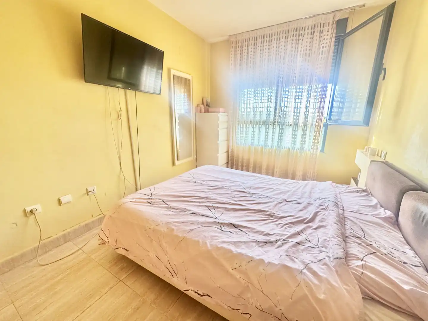Bedroom of Detached homes for sale in Sueca  with Air Conditioner, Terrace and Furnished