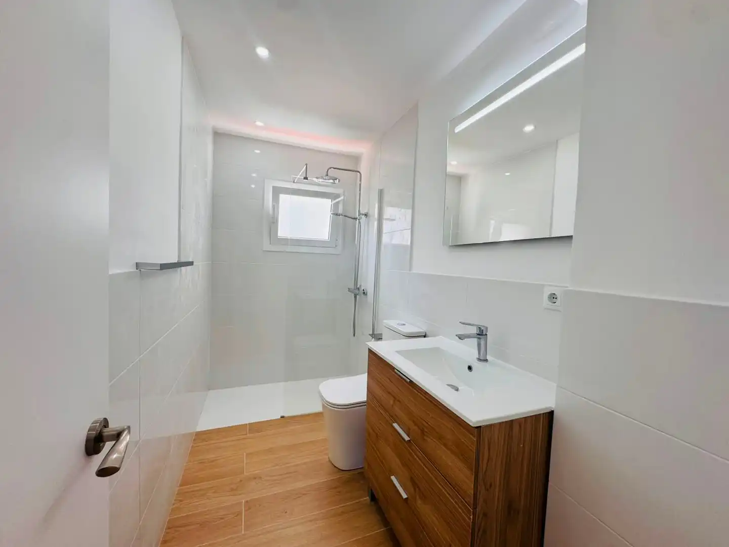 Baño de Piso en venta en Palafrugell con Aire acondicionado y Calefacción