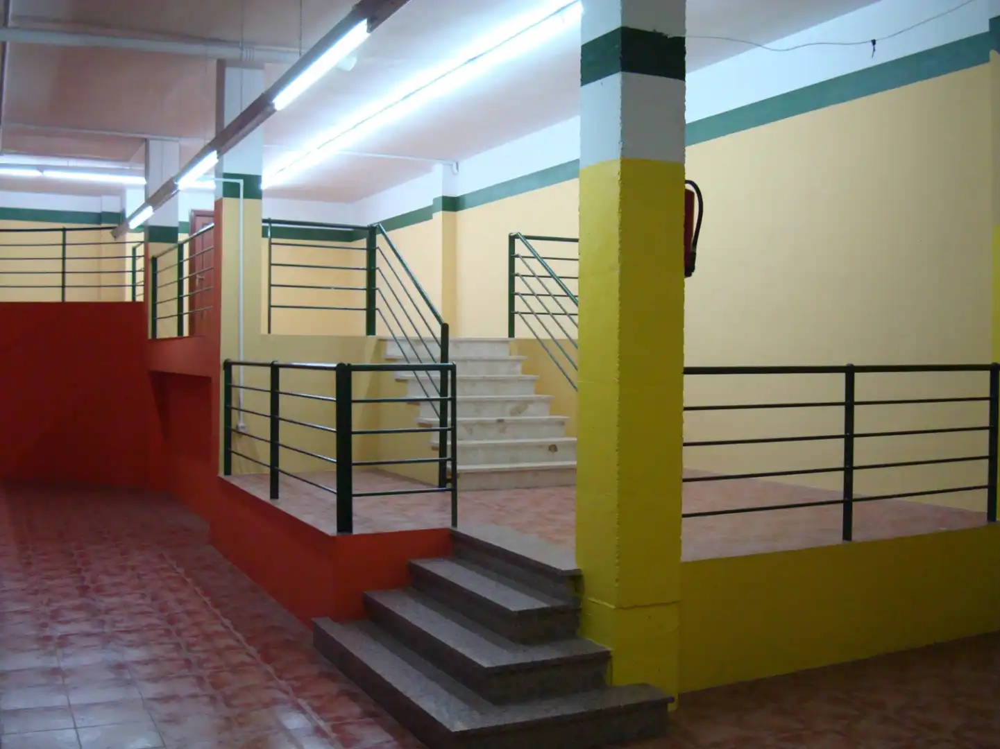Local de alquiler en  Logroño