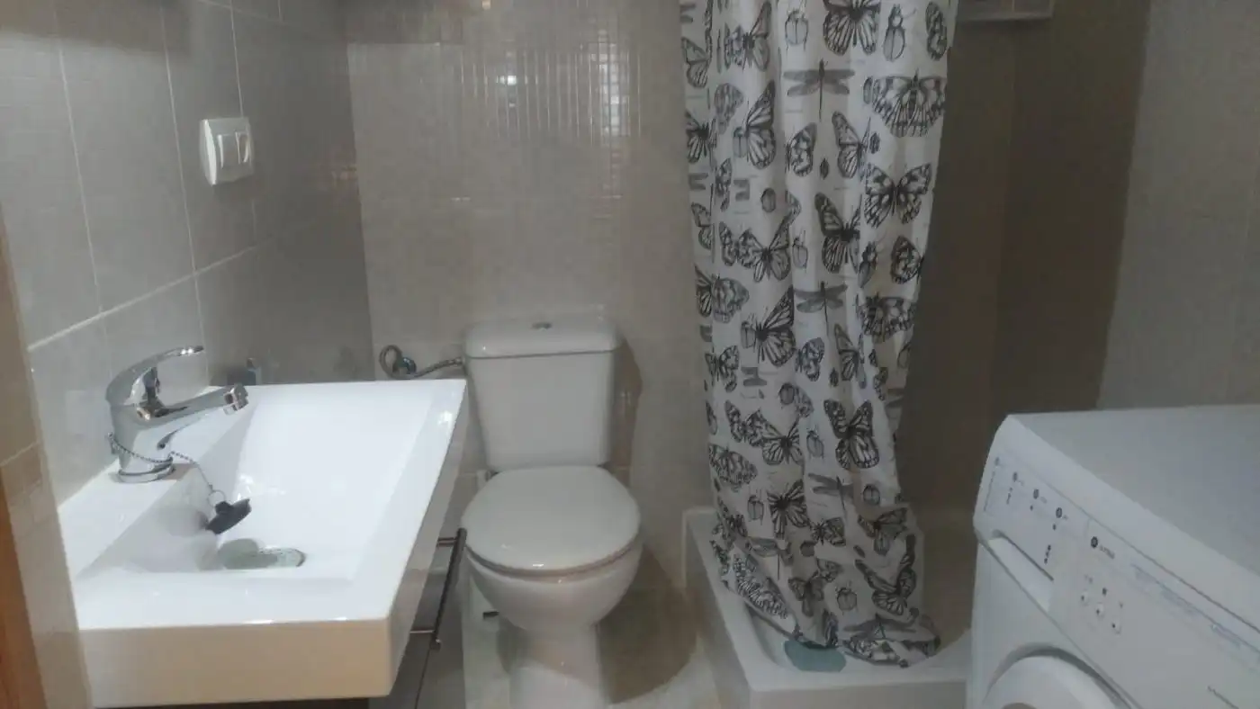 Bathroom of Study for rent in Granada  with Heating and Furnished