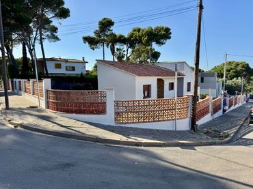 Chalet con balcón en venta en Carrer del Conill 22