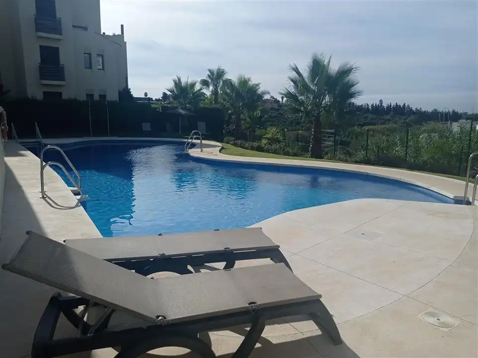 Piso con piscina en venta en Selwo, imagen 29
