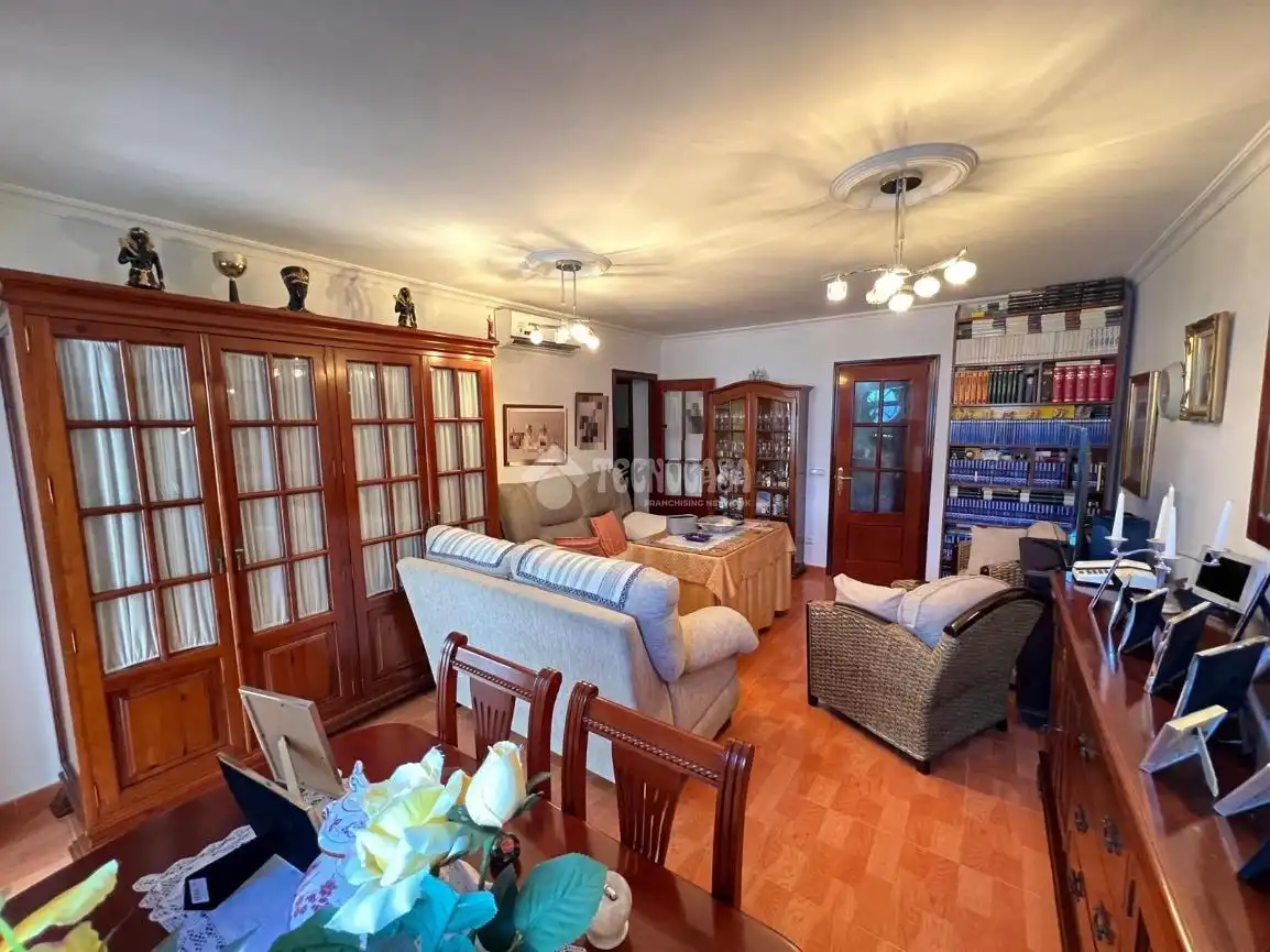 Living room of Flat for sale in Dos Hermanas  with Air Conditioner