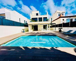 Vista exterior de Casa o xalet de lloguer en Alicante / Alacant amb Calefacció, Jardí privat i Terrassa