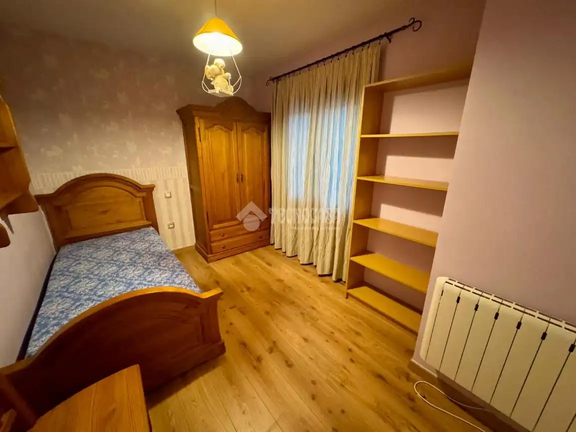 Habitación de Casa adosada en venta en Yepes
