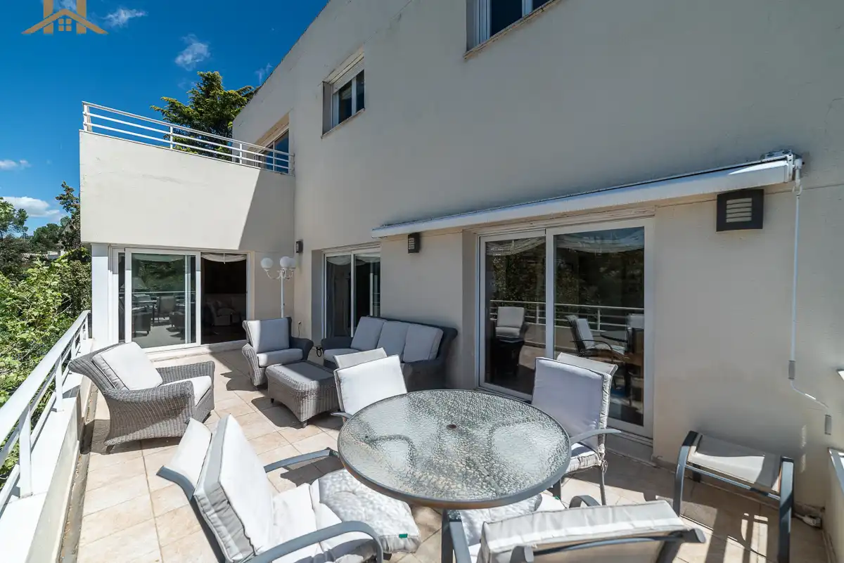 Terrasse von Haus oder Chalet zum Verkauf in Torrelodones mit Heizung, Privatgarten und Terrasse