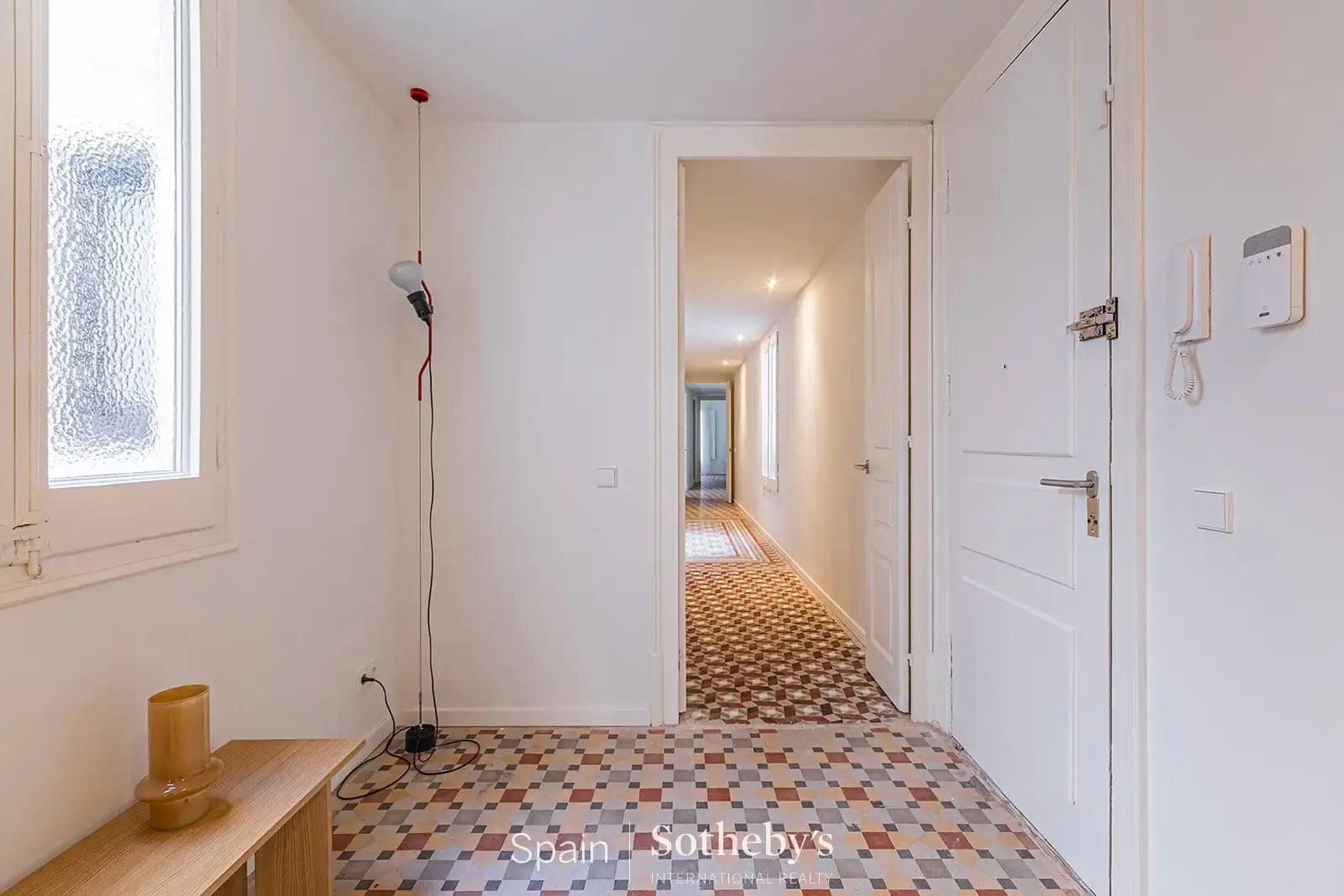 Apartments for sale in Barcelona  with Air Conditioner and Heating
