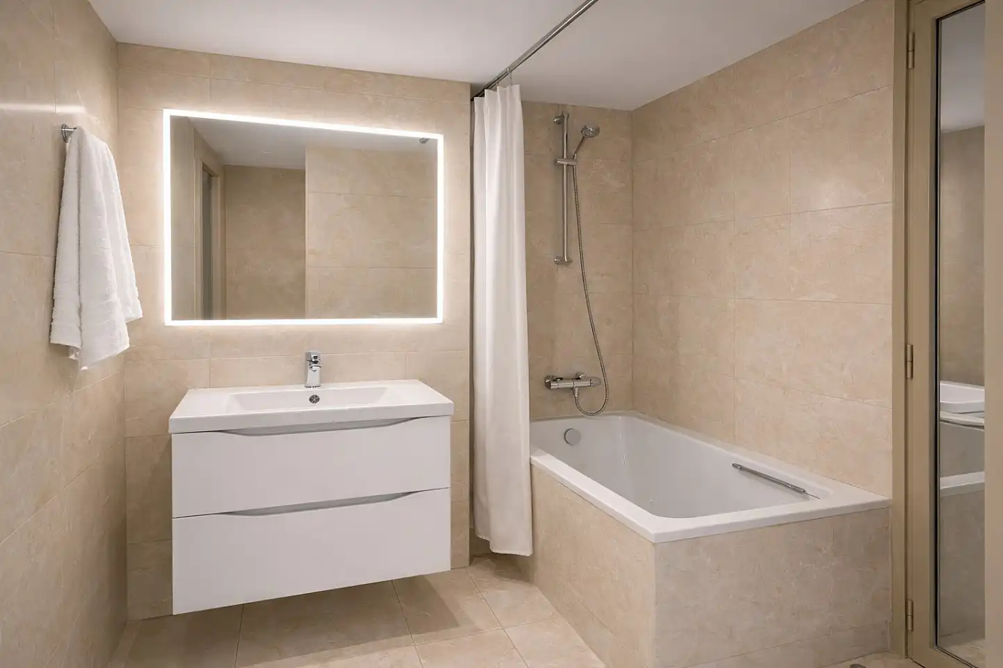 Flat with terrace for sale in Passeig de Manuel Girona, imagen 8