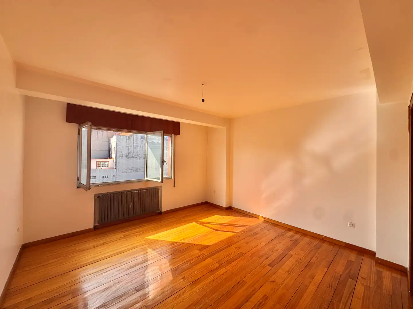 Habitación de Piso en venta en Pastoriza