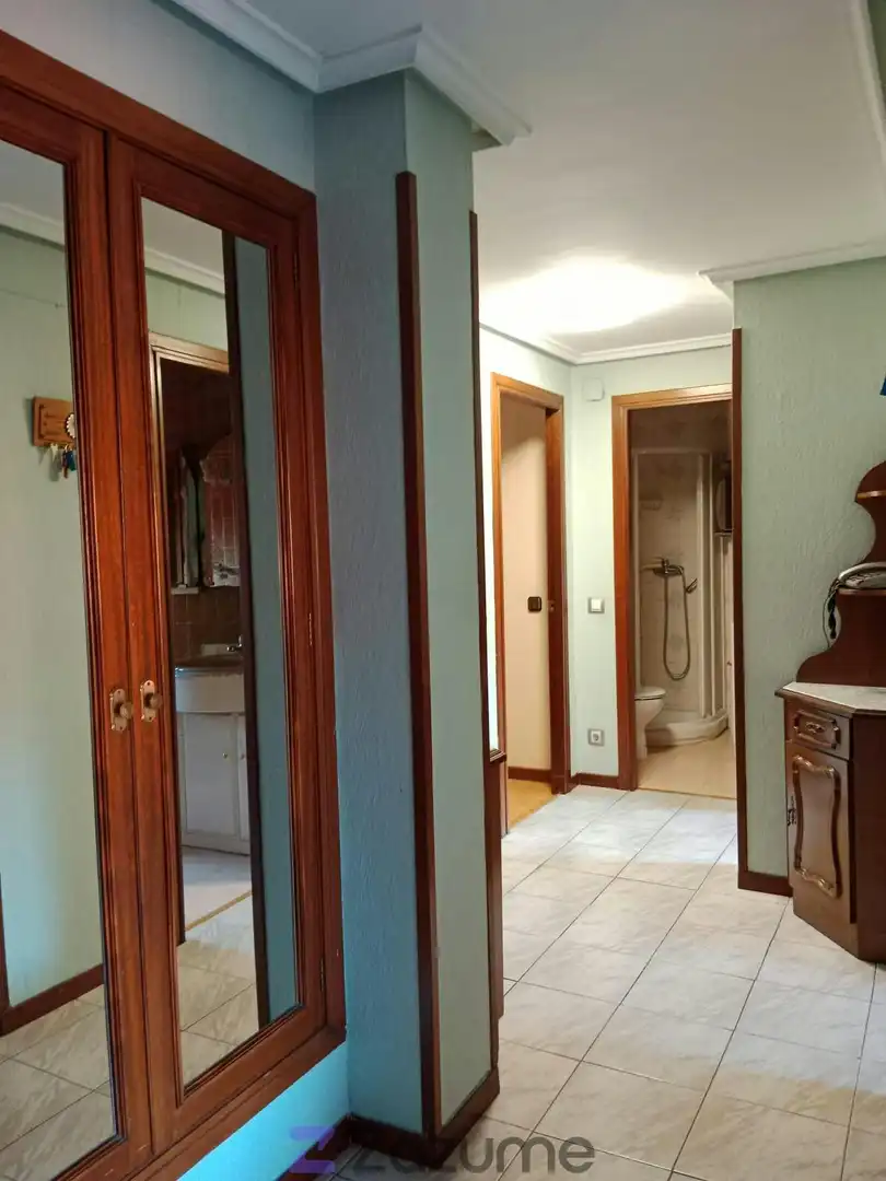 Piso de alquiler en Siero con Aire acondicionado, Calefacción y Trastero