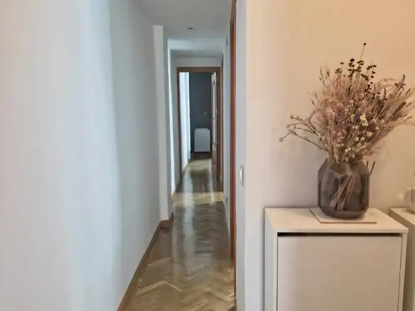 Wohnung zur Miete in  Madrid Capital mit Klimaanlage und Balkon
