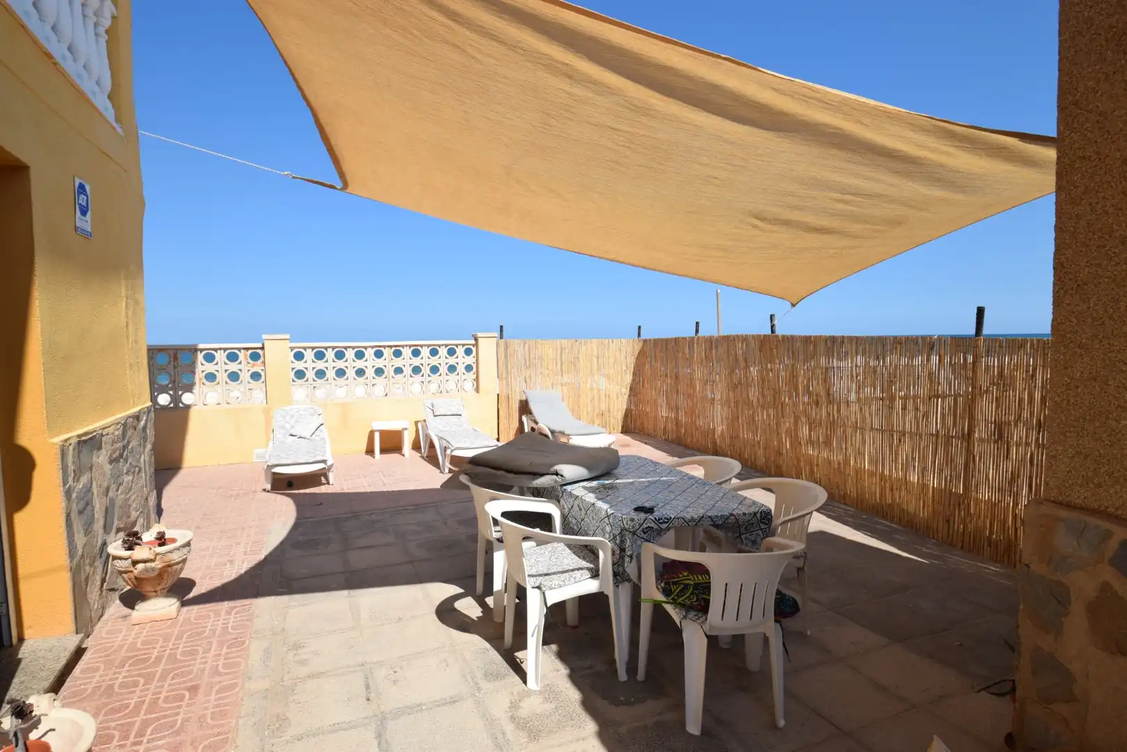 Terrassa de Casa o xalet en venda en Guardamar del Segura amb Aire condicionat, Terrassa i Traster