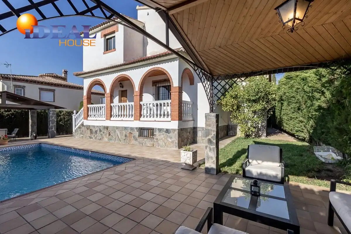 Casa o xalet en venda a Gójar
