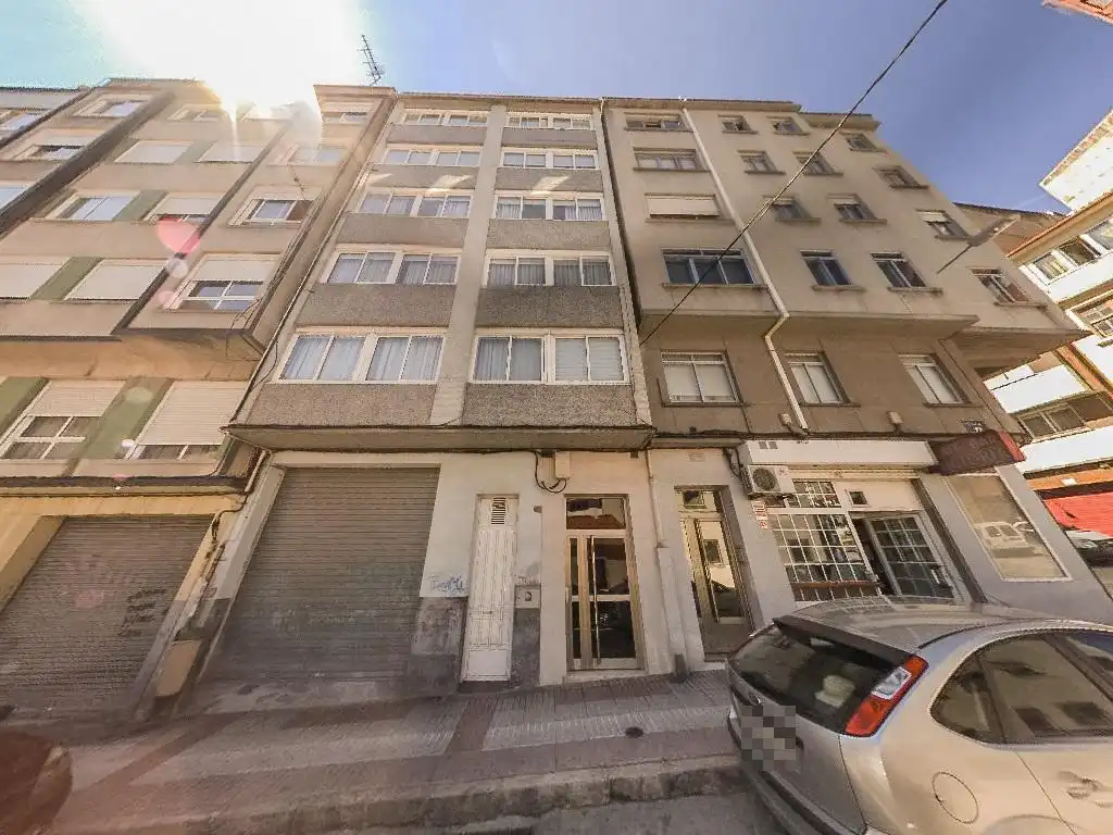 Vista exterior de Local en venda en A Coruña Capital 