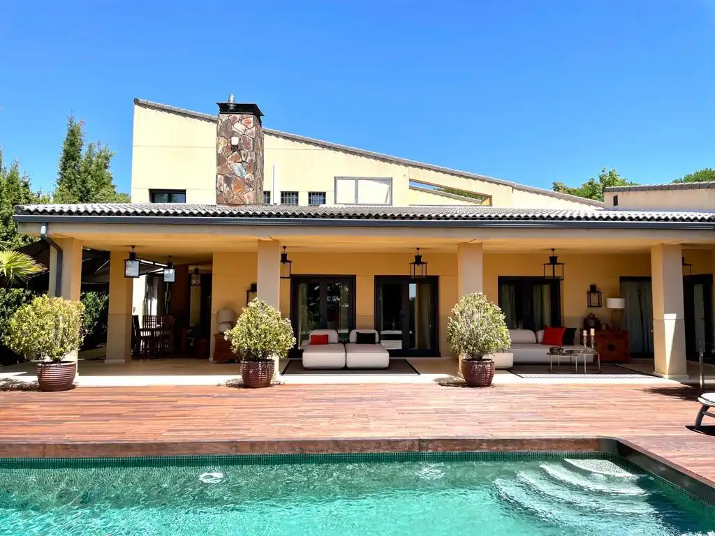 Terrace of Houses for sale in Torrelodones  with Air Conditioner, Heating and Private garden
