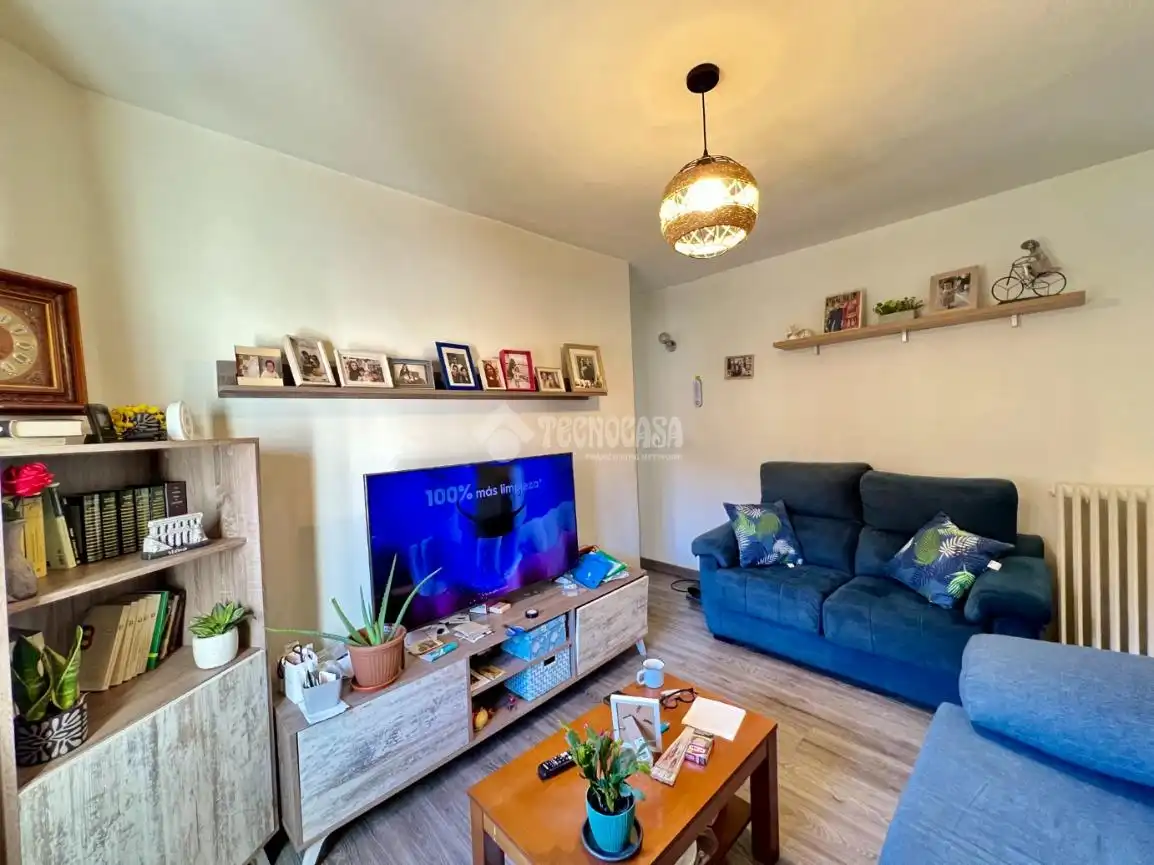 Living room of Flat for sale in Madrid  with Air Conditioner and Heating