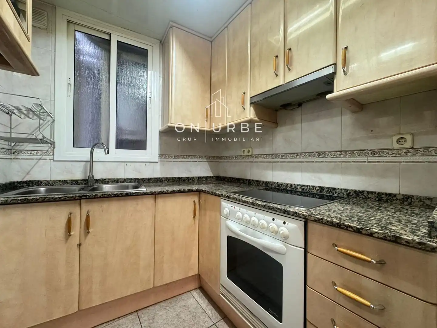 Piso en venta en CALLE D'ENTENÇA, La Nova Esquerra de l'Eixample
