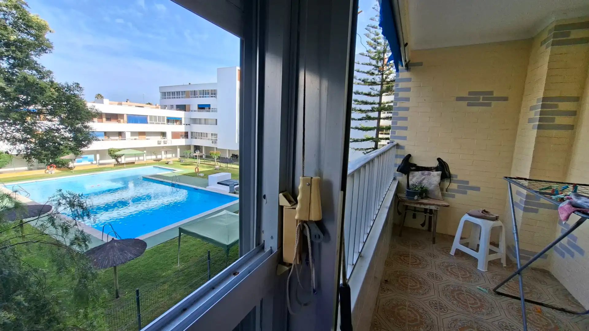 Piscina de Pis en venda en Chiclana de la Frontera amb Jardí privat i Terrassa