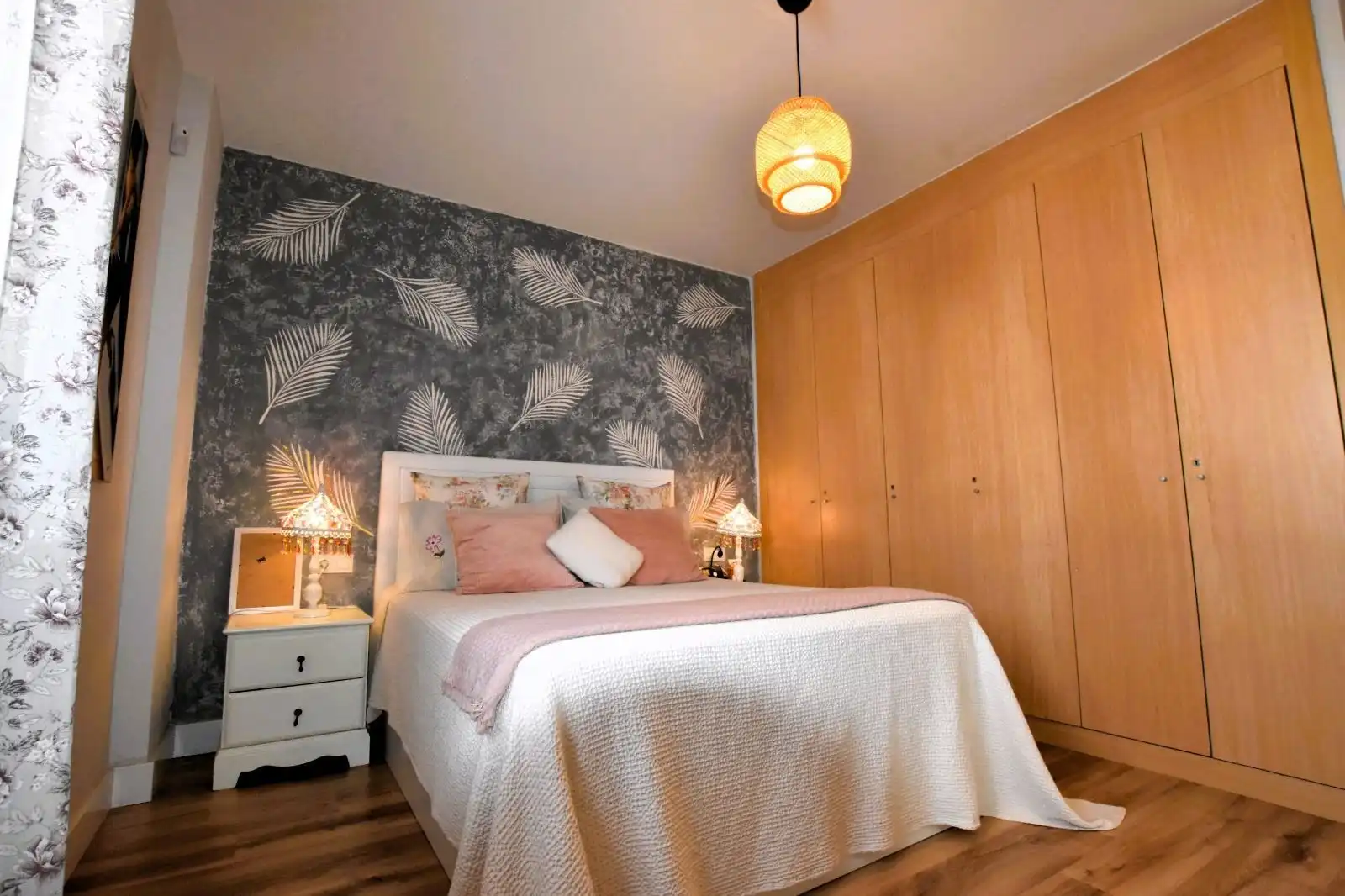 Schlafzimmer von Dachboden zum Verkauf in San Miguel de Abona mit Terrasse, Abstellraum und Möbliert