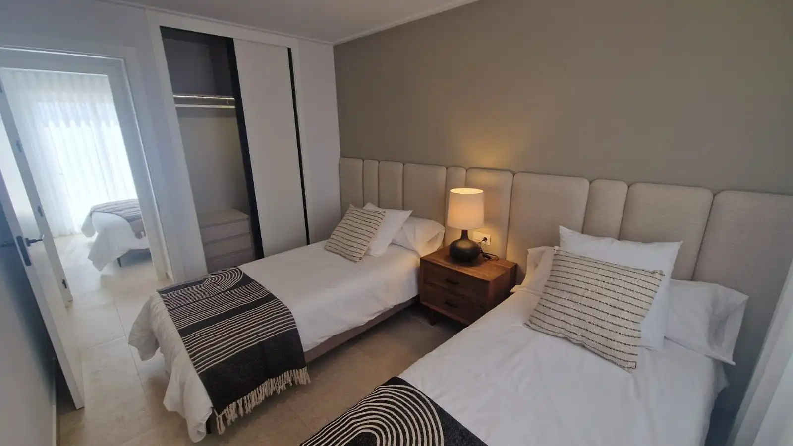 Habitación de Casa adosada en venta en Pilar de la Horadada con Calefacción, Jardín privado y Terraza
