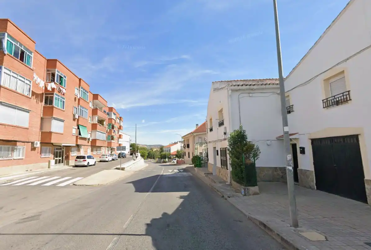 Vista exterior de Piso en venta en Torres de la Alameda