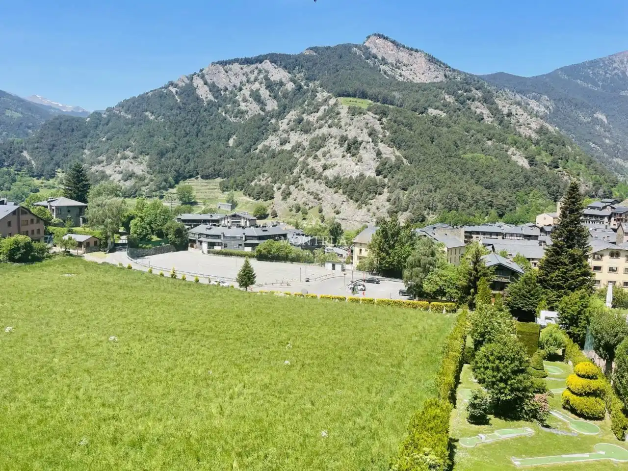 Vista exterior de Casa o xalet en venda en Ordino amb Calefacció i Terrassa