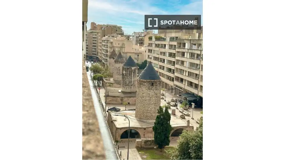 Außenansicht von Wohnungen zur untervermieten in  Palma de Mallorca mit Klimaanlage, Terrasse und Möbliert