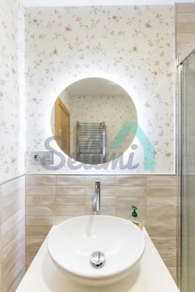 Bathroom of Flat for rent in Siero  with Heating, Terrace and Furnished