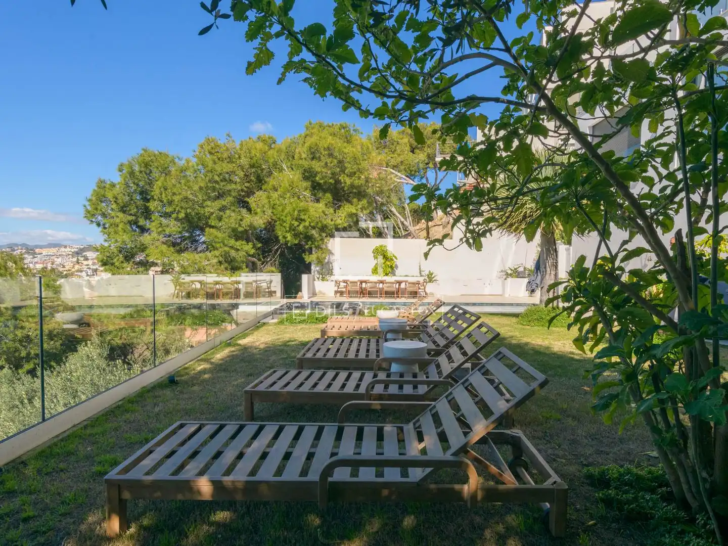 Jardí de Casa o xalet en venda en Málaga amb Aire condicionat, Jardí privat i Traster