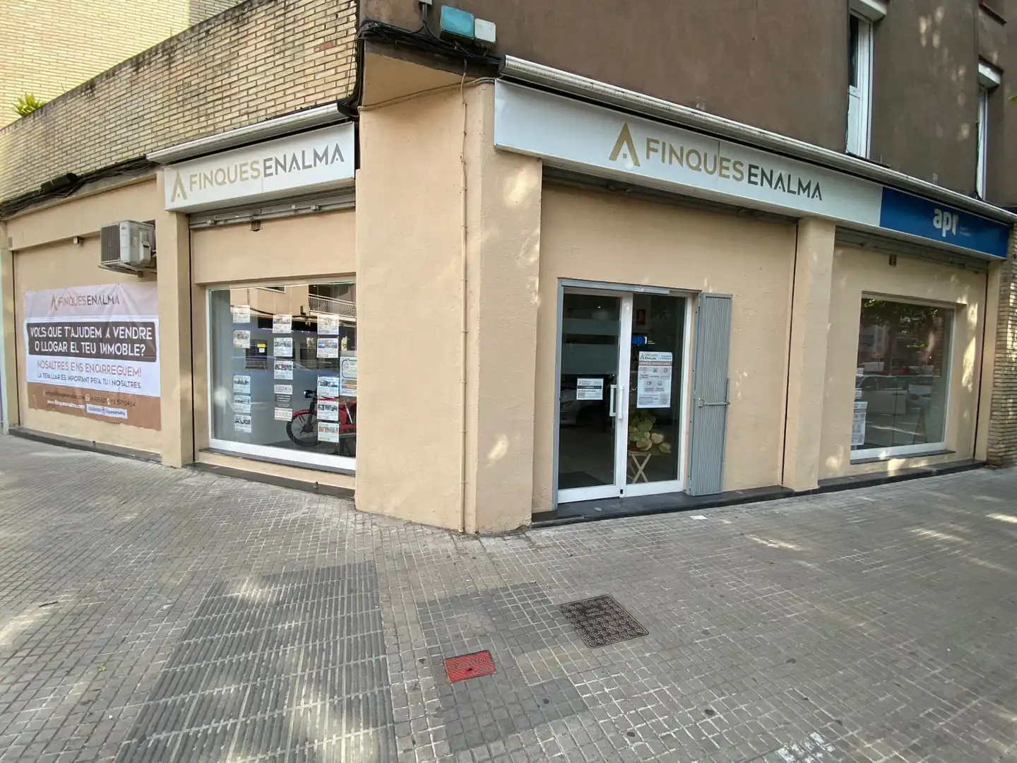 Flat for sale in Barcelona  with Alarm