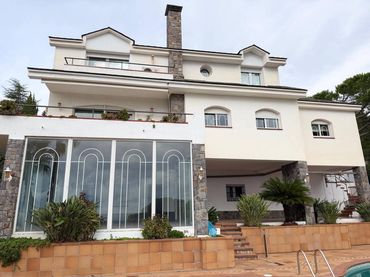 Maison avec piscine à vendre à Calle Còndor