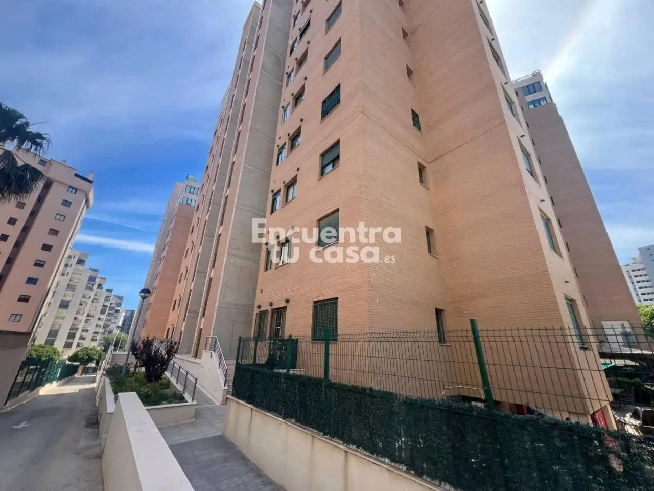 Vista exterior de Pis en venda en Villajoyosa / La Vila Joiosa amb Aire condicionat, Calefacció i Terrassa