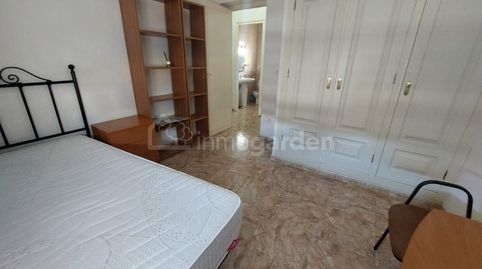 Photo 3 of Flat for rent in Calle Alcalde Sanz Noguer, Ciudad Jardín - Zoco, Córdoba Capital