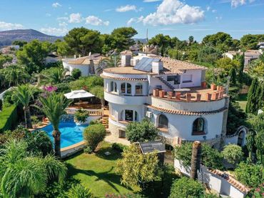 Casa con piscina in vendita a N/A