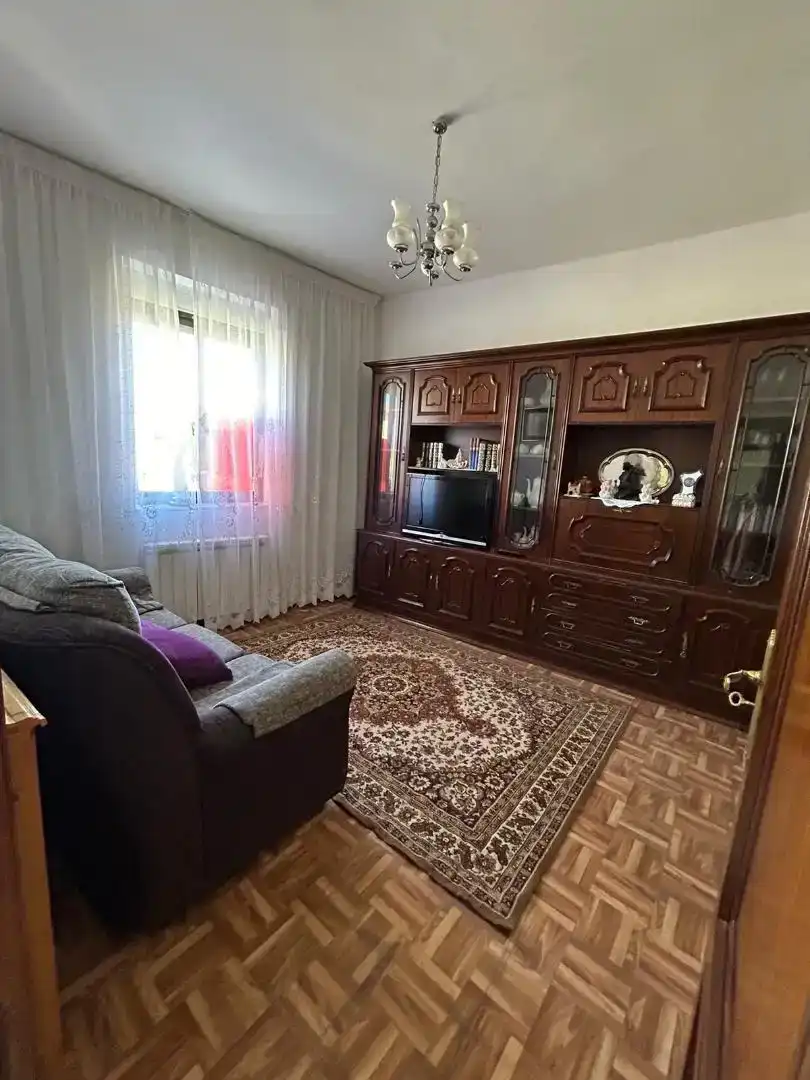 Sala d'estar de Finca rústica en venda en Fuente Encalada amb Moblat