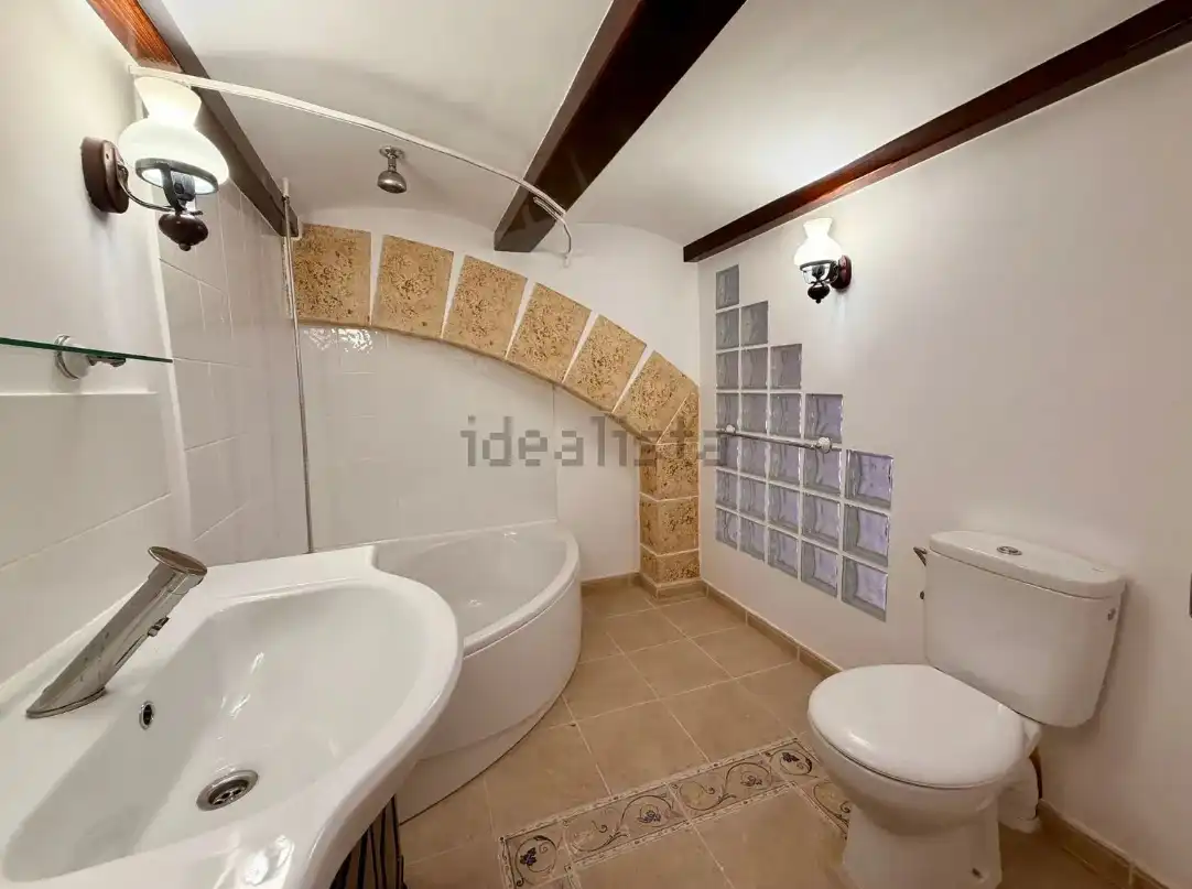 Baño de Casa o chalet en venta en Ontinyent con Balcón y Internet