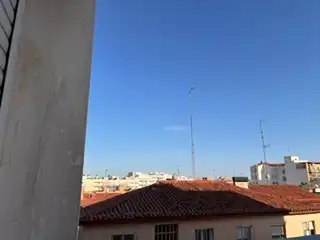 Vista exterior de Piso en venta en Zaragoza con Calefacción, Amueblado y Horno
