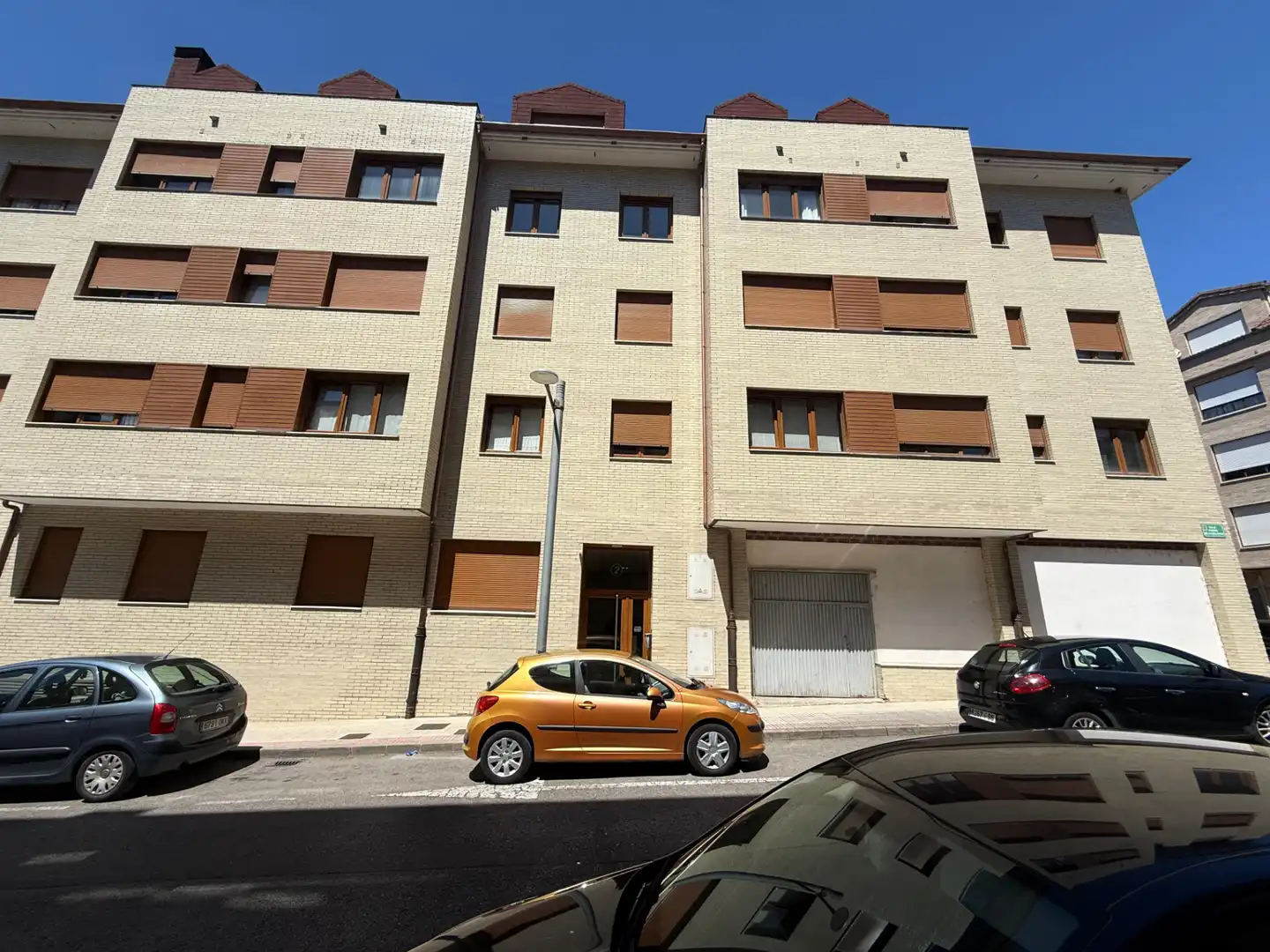 Vista exterior de Pis en venda en Aller